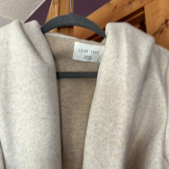 Thick wool coat - Picture 3 of 3